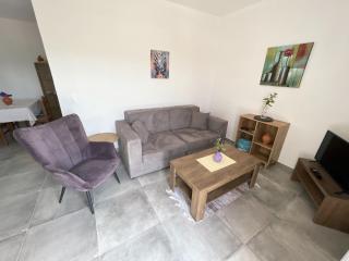 Spiti Gianneta - Karousádes - 9