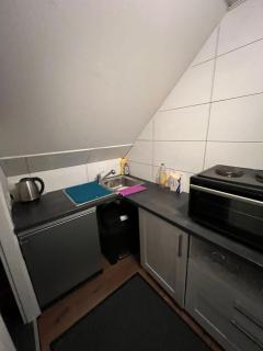 Adam's Hostel - Self Check-In & Only Private Rooms - Düsseldorf - 6