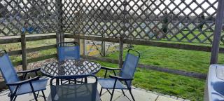 Blashford Manor Farmhouse Holiday Cottage - The Shire Cottage - Ellingham - 4