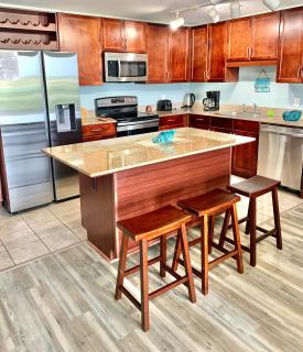 LAKETOWN 5 POOLs STEPS TO BEACH FAMILY FRIENDLY - Panama City Beach - 2