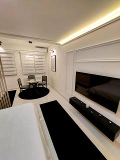 A'dors Apartments - 3