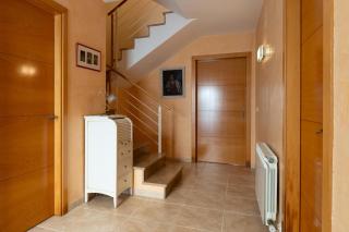 AT083 Bonita casa con piscina y barbacoa, zona muy tranquila - 4