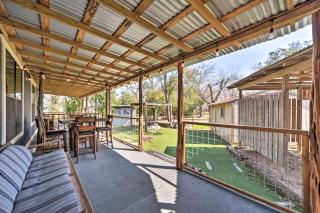 The Barn Texas Wine Country Vacation Rental - 6