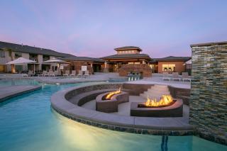2065 Zion Village XBOX, TWO LIVING ROOMS, LAZY RIVER, SLEEPS 19, X-Box - Hurricane - 1