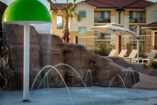 2065 Zion Village XBOX, TWO LIVING ROOMS, LAZY RIVER, SLEEPS 19, X-Box - Hurricane - 2