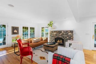 The Hammersley Luxury Waterfront Estate! - Shelton - 7