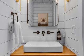 The Hammersley Luxury Waterfront Estate! - 1