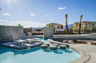 395 Zion Village X-BOX ONE, LOTS OF GAMES, BUILT-IN BUNK BEDS, POOL VIEWS, AND MORE! - Hurricane - 7
