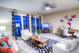 Laketown Wharf 1035 By Aneliya - 0