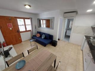 Apartament Casa del Gato Rojo , communal swimming pool , terrace with barbecue - 6