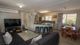 Idle Days Beach House - 8