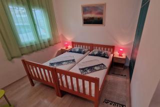 Apartments with a parking space Mavarstica, Ciovo - 12435 - Trogir - 1