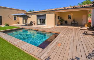 Amazing Home In Robion - 2