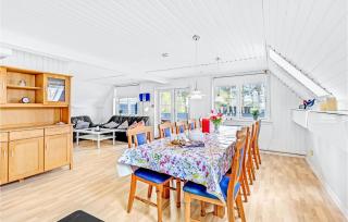 Pet Friendly Home In Humble With Sauna - Humble - 1