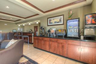 Cobblestone Inn & Suites - Holyoke - Holyoke - 2