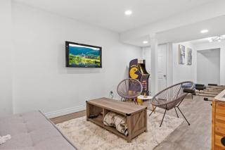 Cozy Home - 9mins to WEM -Foosball -Vintage arcade - Air conditioning - 7