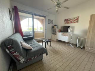 Studio cabine avec loggia vitrée, à 100m de la plage, proche commerces et activités à Sète - FR-1-338-492 - Sète - 4