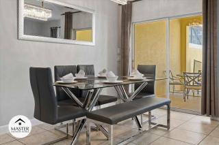 4 Bedrooms 3 Baths Paradise Palms 8953 Cp - 1