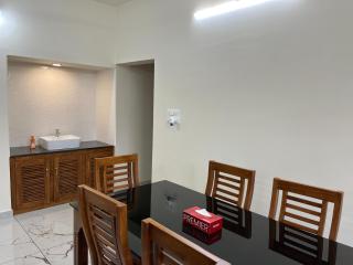 Solomon Apartments,Alappuzha beach. - Alleppey - 3