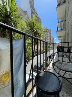 Rincon Billinghurst en MDQ, departamento a 150 ms del mar, 2 dormitorios, capacidad 7 personas, solo familias, con balcon y patio, en Lamadrid 2238 Mar del Plata - Mar del Plata - 0