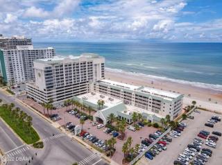Beautiful one bedroom oceanfront condo - Daytona Beach - 4