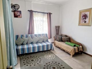 Nash Luxury Apartment with a Panoramic View - Beau Bassin - 3