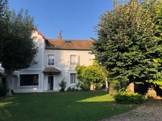 Belle maison dans un village de charme - 9