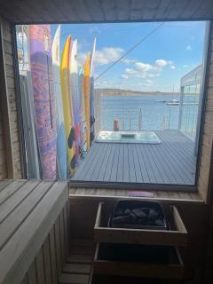 Seehaus Pippa mit Sauna and Whirlpool direkt am See - Mücheln - 6