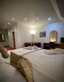 Lázeňský hotel Pyramida - Františkovy Lázně - 5