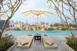 GLOW PARK HOTEL Grand Royal Palace - 0