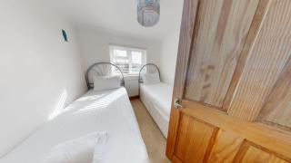 E29 Bonnie Bank, Riviere Towans - 3