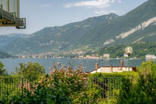 Swan Lake by Wonderful Italy - Bellagio - 3