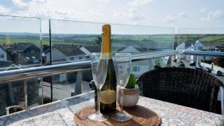 350m to Fistral beach with free parking - 5