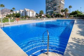 PRECIOSO ESTUDIO FRENTE AL MAR CON PISCINA - Benalmádena - 4