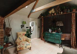 Spinks Nest - a boutique cottage near Holt, North Norfolk - Hunworth - 3