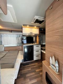 LAKÓKOCSIK A TENGERPARTON - CARAVANS at THE SANDY BEACH - Privlaka - 9