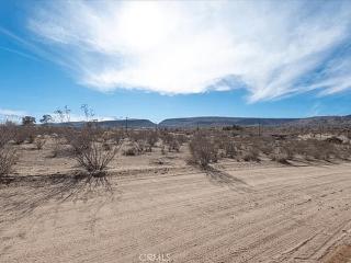 Sweet 2 bedroom house with perfect desert views! - Two-Bedroom House - 9