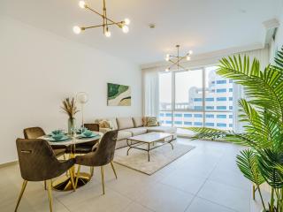 Beautifully Furnished 1BR-Dubai Eye View and Private Beach Access - Dubai - 0