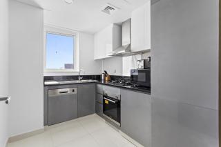 Elegant 1BR - Spacious & Luxury - Canal View - Dubai - 4