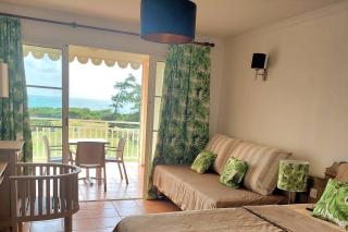 Studio avec vue mer exceptionnelle, plage et piscine, Village Vacances Sainte-Anne - Sainte-Anne - 4
