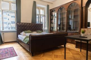 Large 4BR Apt Near Karlsplatz Ideal for Big Groups - Vienna - 7