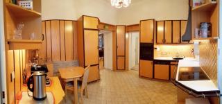 Large 4BR Apt Near Karlsplatz Ideal for Big Groups - Vienna - 5