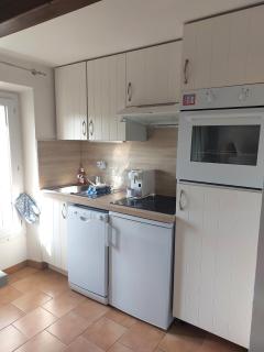 In the hart of old Cannes - Place du Suquet - 2 Min Walking distance from Palais de Festivals and Beaches - 1