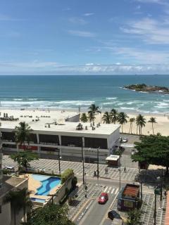 Apto na Praia de Pitangueiras - Guarujá - 0