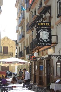 Hotel Hermanos Macias - 9