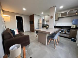 Apartamento Frente Mar Vista Lateral - Bombinhas - 8