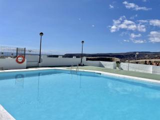HomeForGuest Amplio apartamento con piscina y terraza en Mogan - 8
