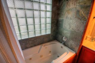 Algonquin Cottage - Boone - 6