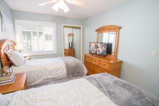 Condo at Pinnacle Inn Resort - Beech Mountain - 3
