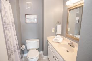 Condo at Pinnacle Inn Resort - Beech Mountain - 1